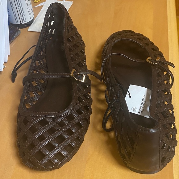 Zara Shoes - Zara Dark Brown Woven Loafers